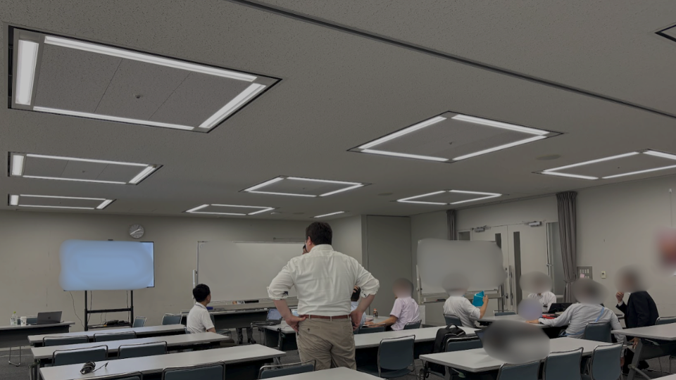 ワークショップ形式での課題抽出の様子